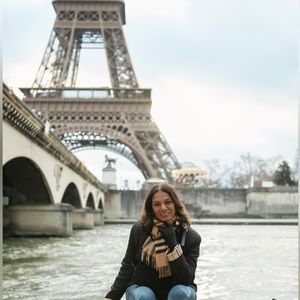 Meet your Posher, Sandy